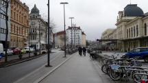  Blick auf die Wanderstrecke am Bahnhofplatz 